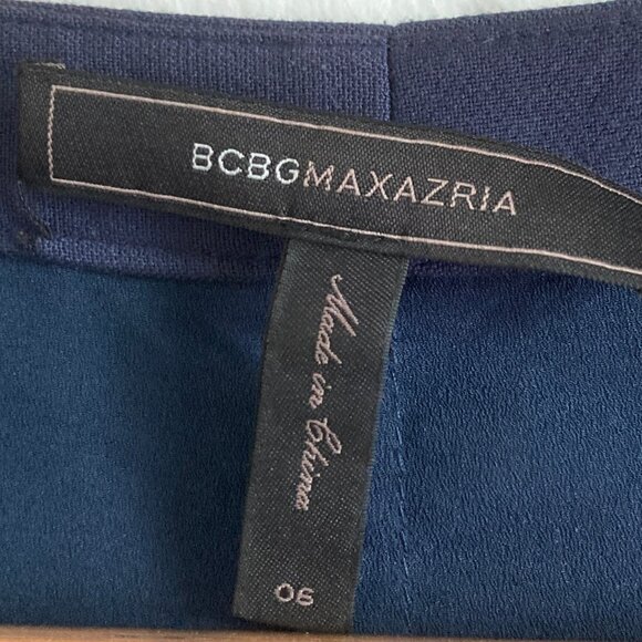 BCBG MaxAzria Thick Work "Kammy" Dress in Navy sz 06 - Picture 7 of 10